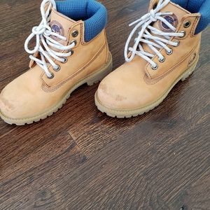 Size 13 Little Kid Timberland boots